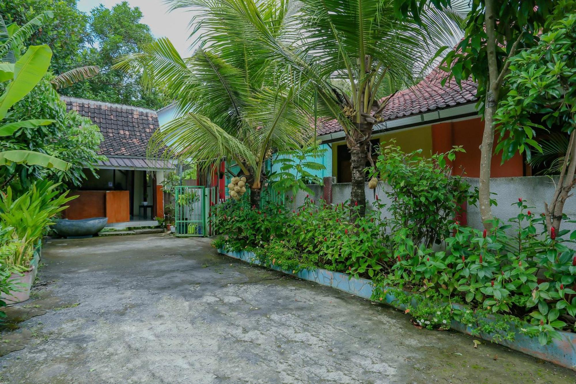 Oyo Life 90301 Hidden Village Uluwatu Jimbaran Екстериор снимка